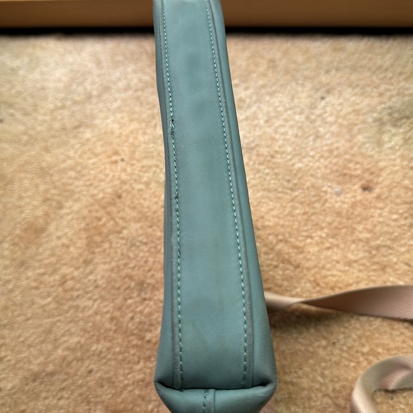 Crossbody - Picture 7 of 7